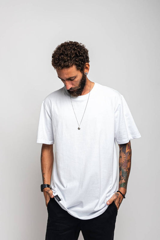 Camiseta Essential Branca
