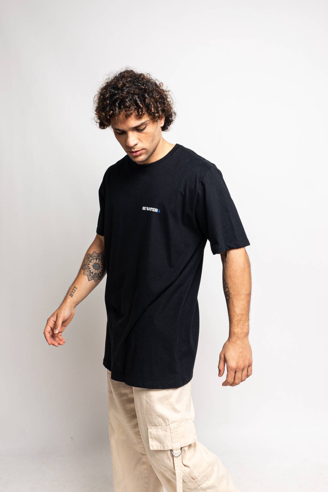 Camiseta Be Water Preta