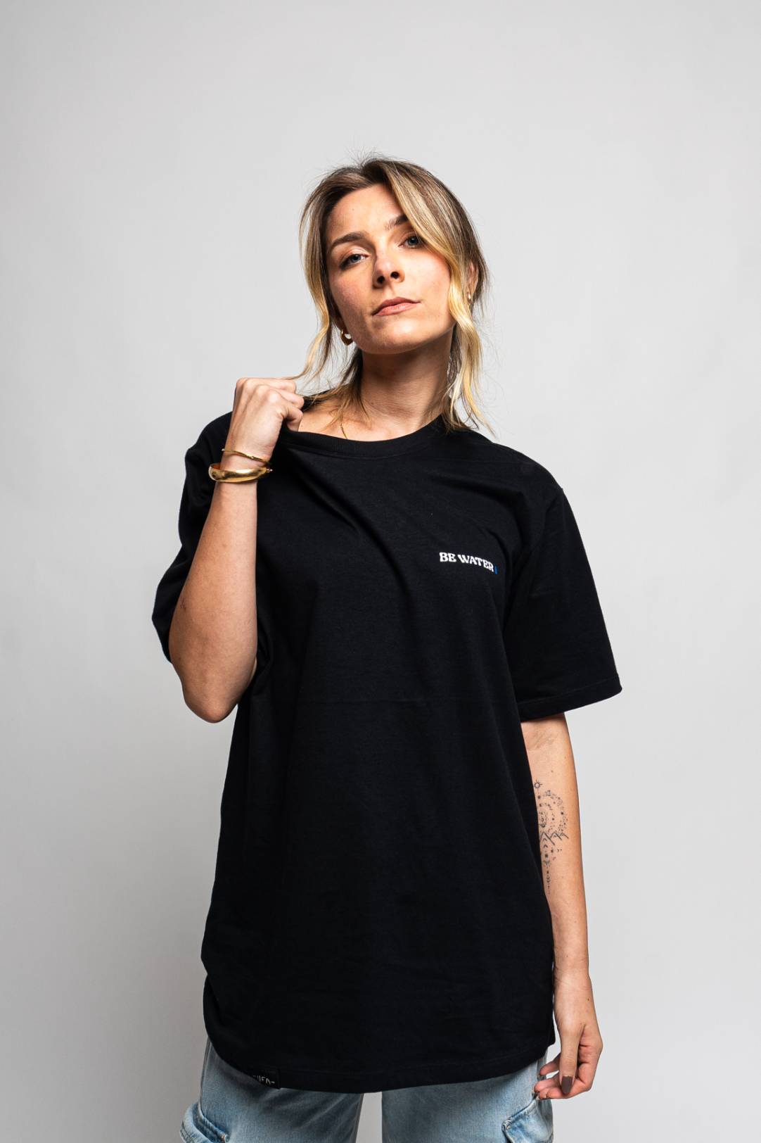 Camiseta Be Water Preta